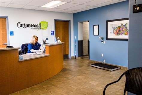 Cottonwood animal clinic - Get information on Cottonwood Veterinary Clinic - Chilliwack. Ratings & Reviews, phone number, website, address & opening hours.